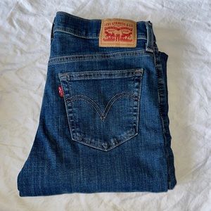 Levi’s Boyfriend Jeans